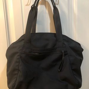 Lululemon free to be bag